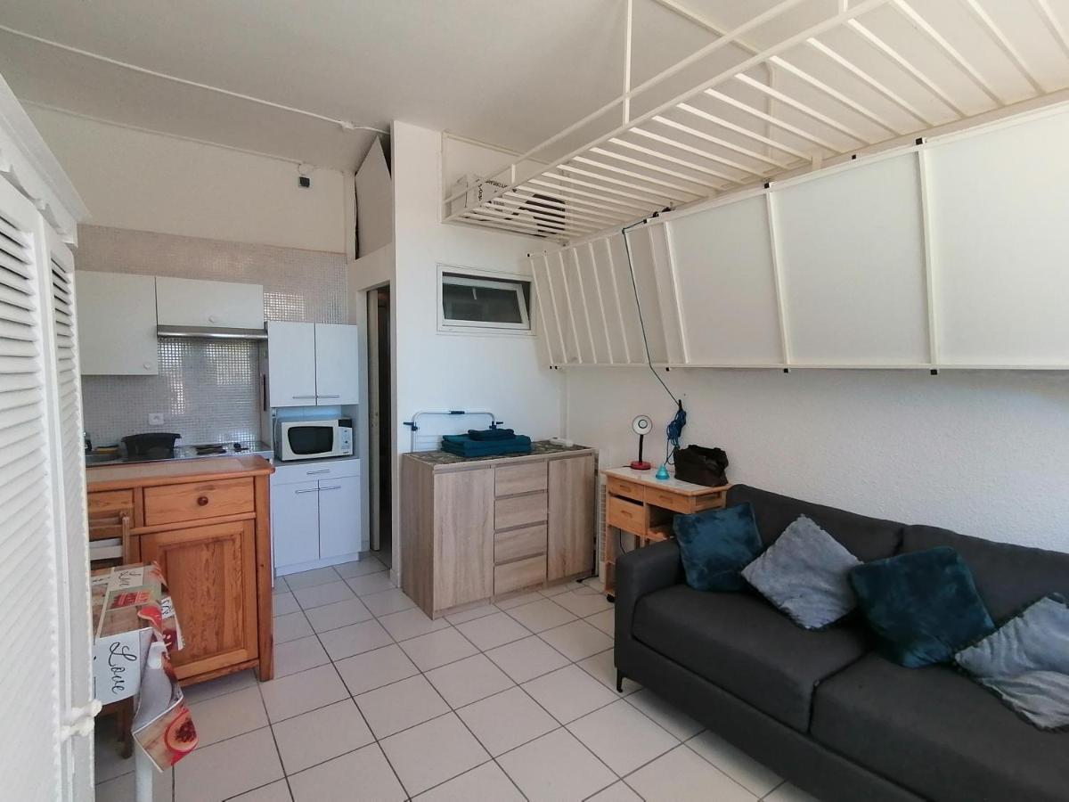 Ground Floor Studio With Access To Beach And Pool Le Barcarès Exterior foto